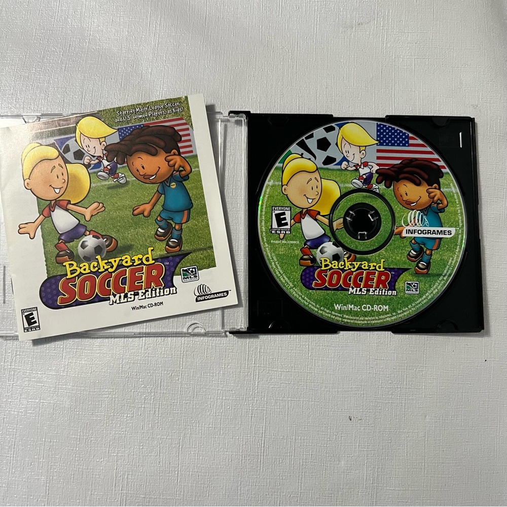 Backyard Soccer MLS Edition PC Game - Tested - Picture 3 of 3
